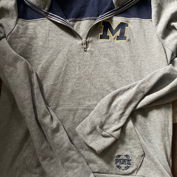 Michigan Wolverines Collared Sweater - Picture 1 of 3